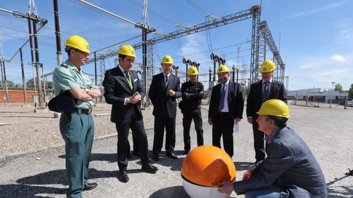 Julio Gutiérrez Hernández, Juan Carlos Suárez-Quiñones, Ignacio Fernández, María Marcos, Agustín Pallarés en la visita a La Lomba.