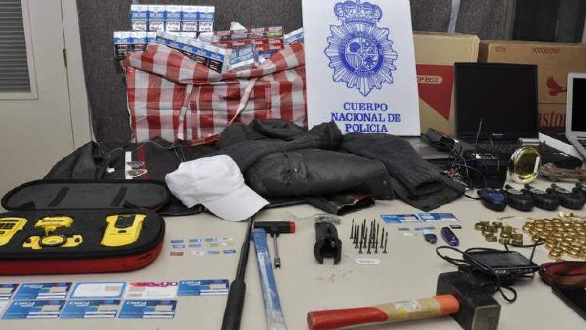 Imagen de los efectos intervenidos en el transcurso de la operación.