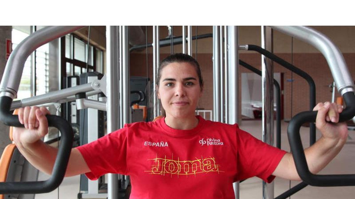 Sabina Asenjo ha logrado mejorar sus marcas aprovechando las condiciones del centro.