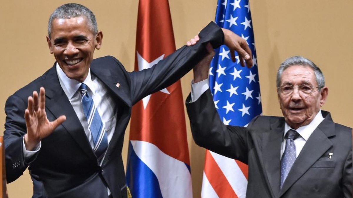 Barack Obama y Raúl Castro, durante su encuentro en La Habana, el año pasado.
