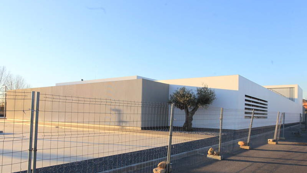 Exterior del centro integrado de FP del Toralín.