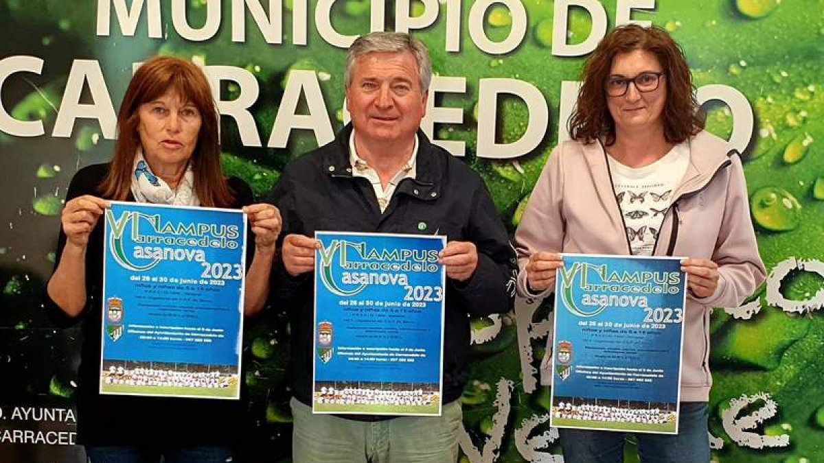 Momento de la presentación del campus Carracedelo Casanova. DL