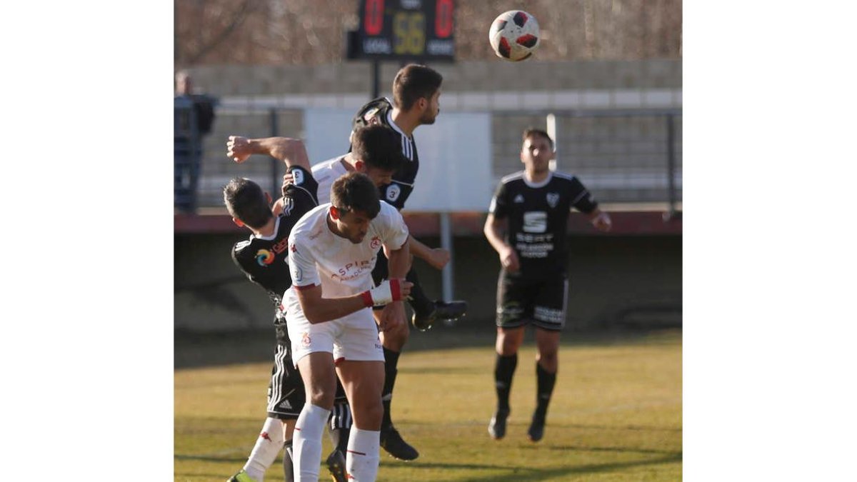 El filial careció de pólvora frente a los burgaleses. FERNANDO OTERO