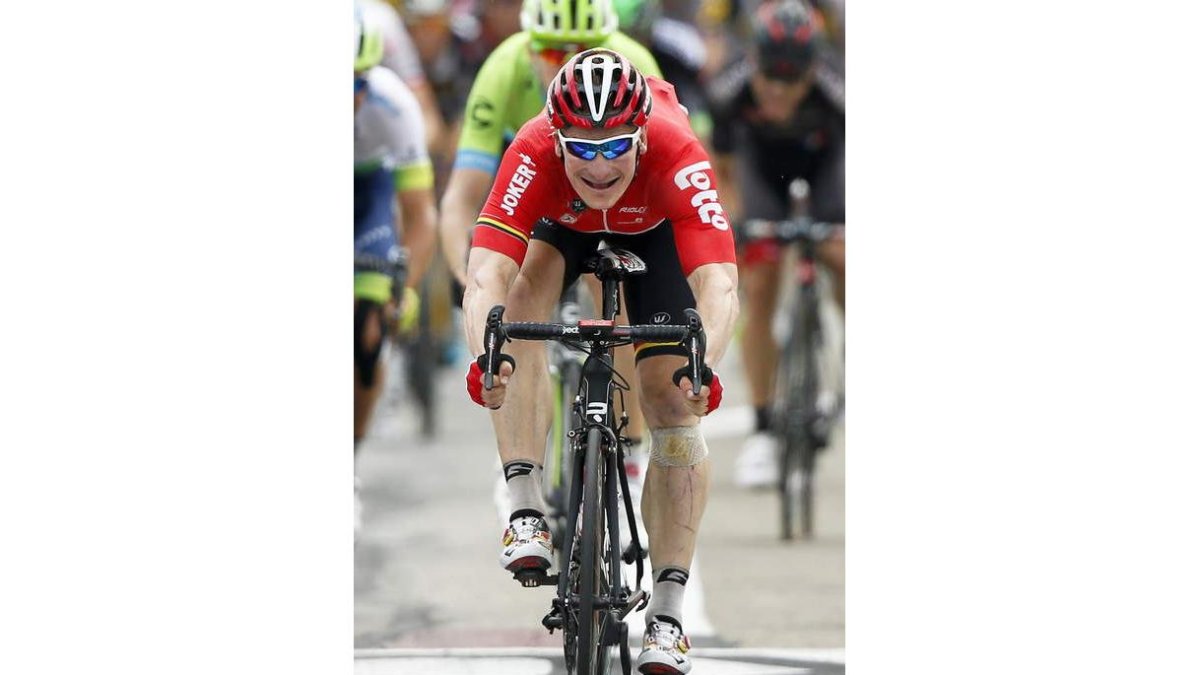 André Greipel cruza la línea de meta