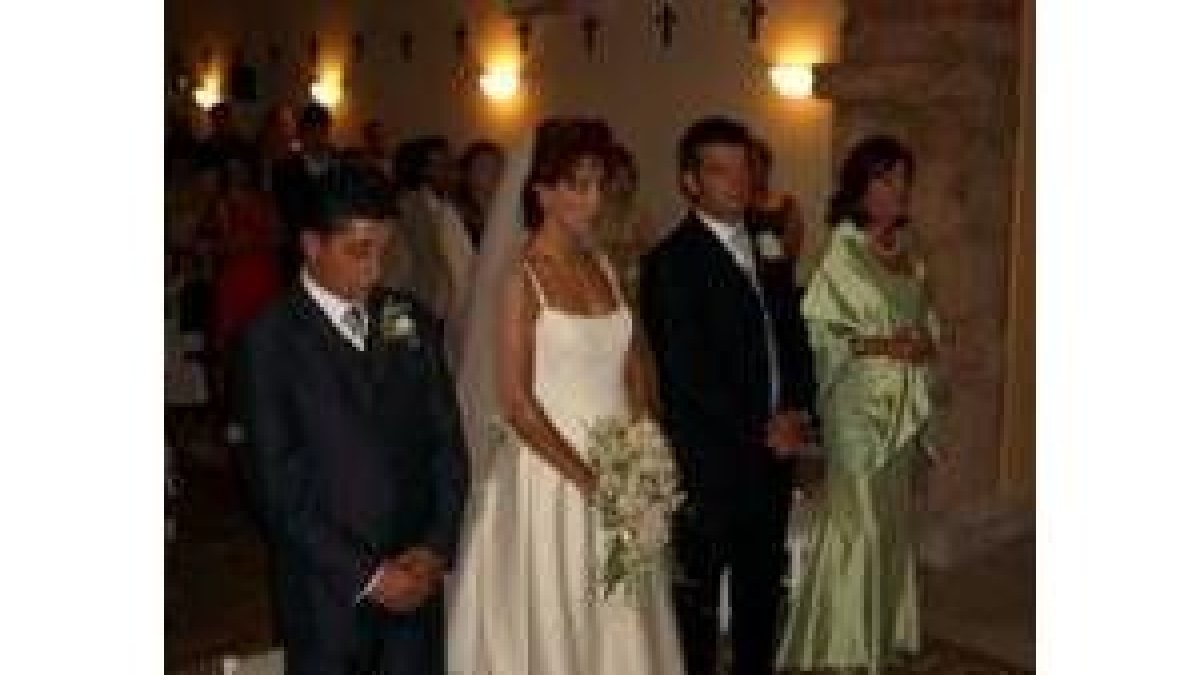 Momento de la boda entre Javier de Grado y Yolanda Marcos