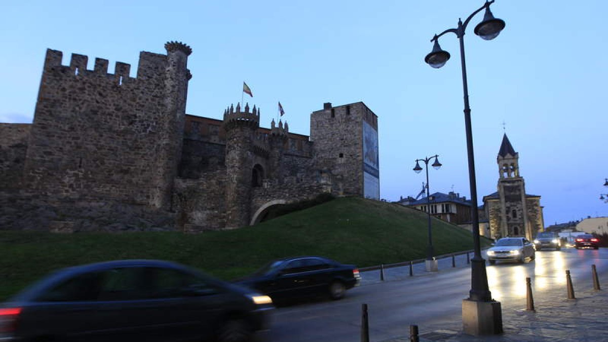 El Castillo se quedó sin iluminación para sumarse a la campaña de WWF.