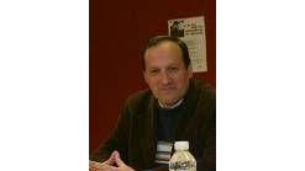 El alcalde pedáneo de Armunia, Luis Ángel Alonso