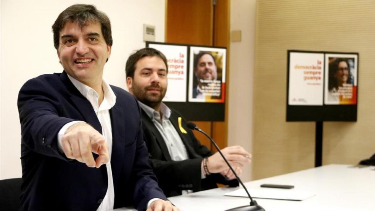 ERC prepara un recuento de votos paralelo con 14.000 apoderados para las elecciones del 21 de diciembre.