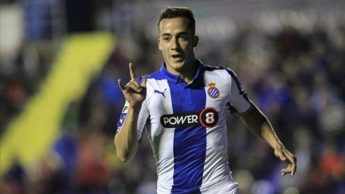 Lucas Vázquez celebra un gol con el Espanyol.
