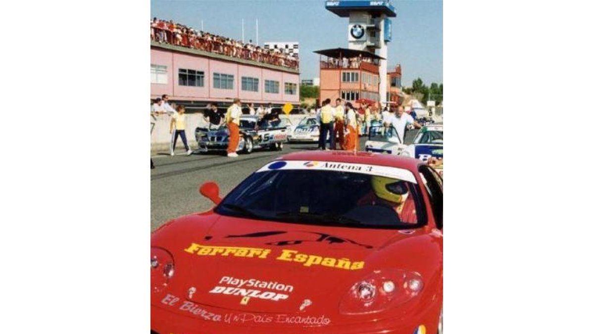 El impresionante Ferrari de Arias será una de las atracciones para hoy