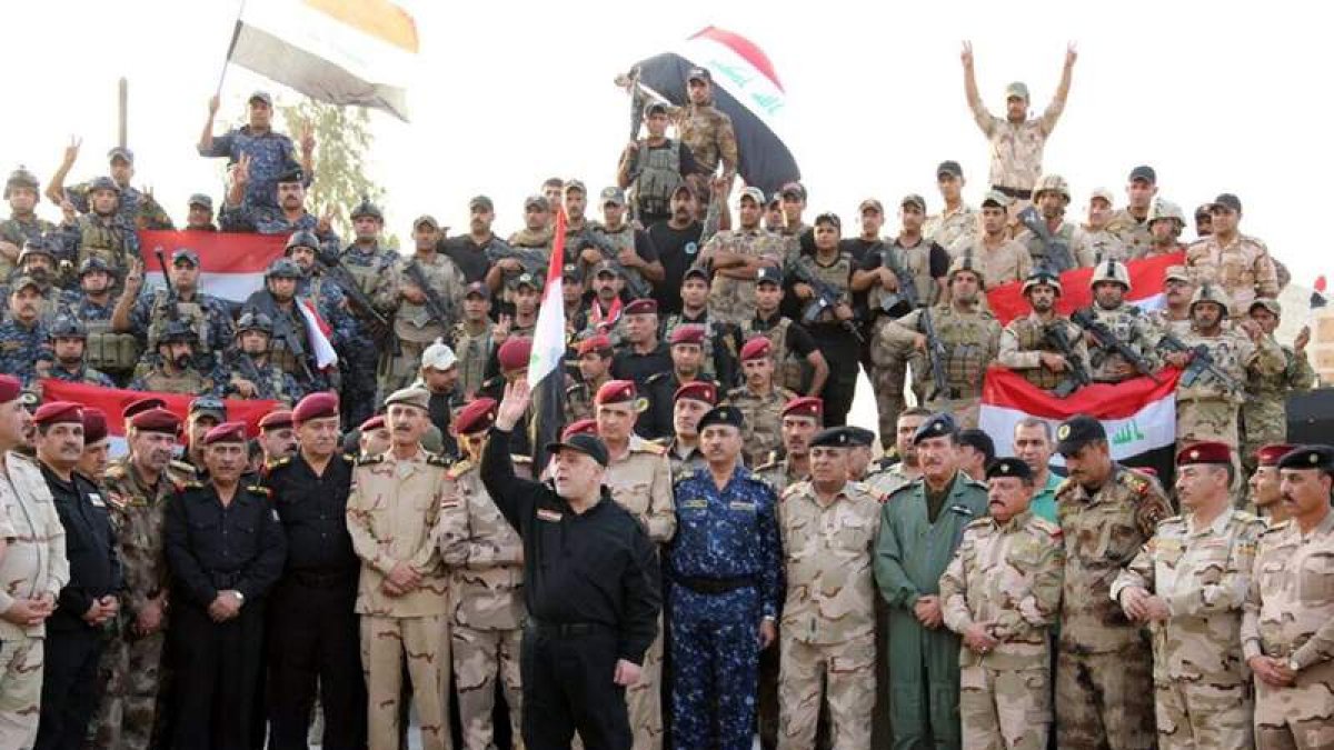 El primer ministro iraquí, Haidar al Abadi, mientras anuncia la liberación de Mosul. EFE