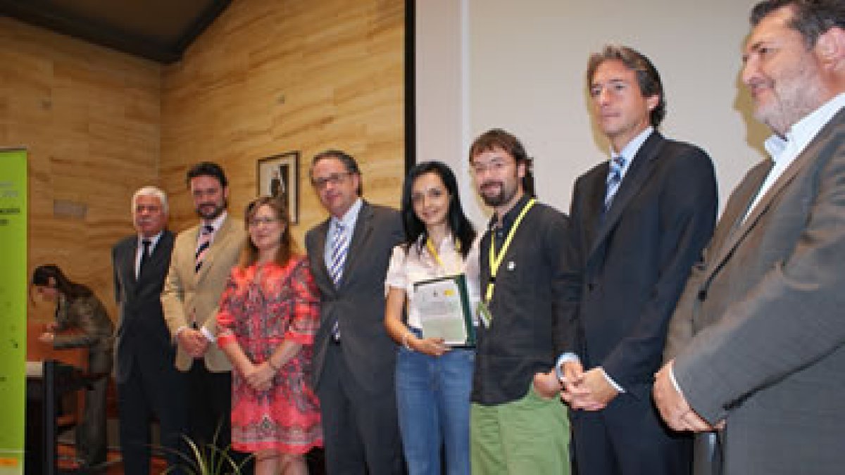 Javier Chamorro con los premiados