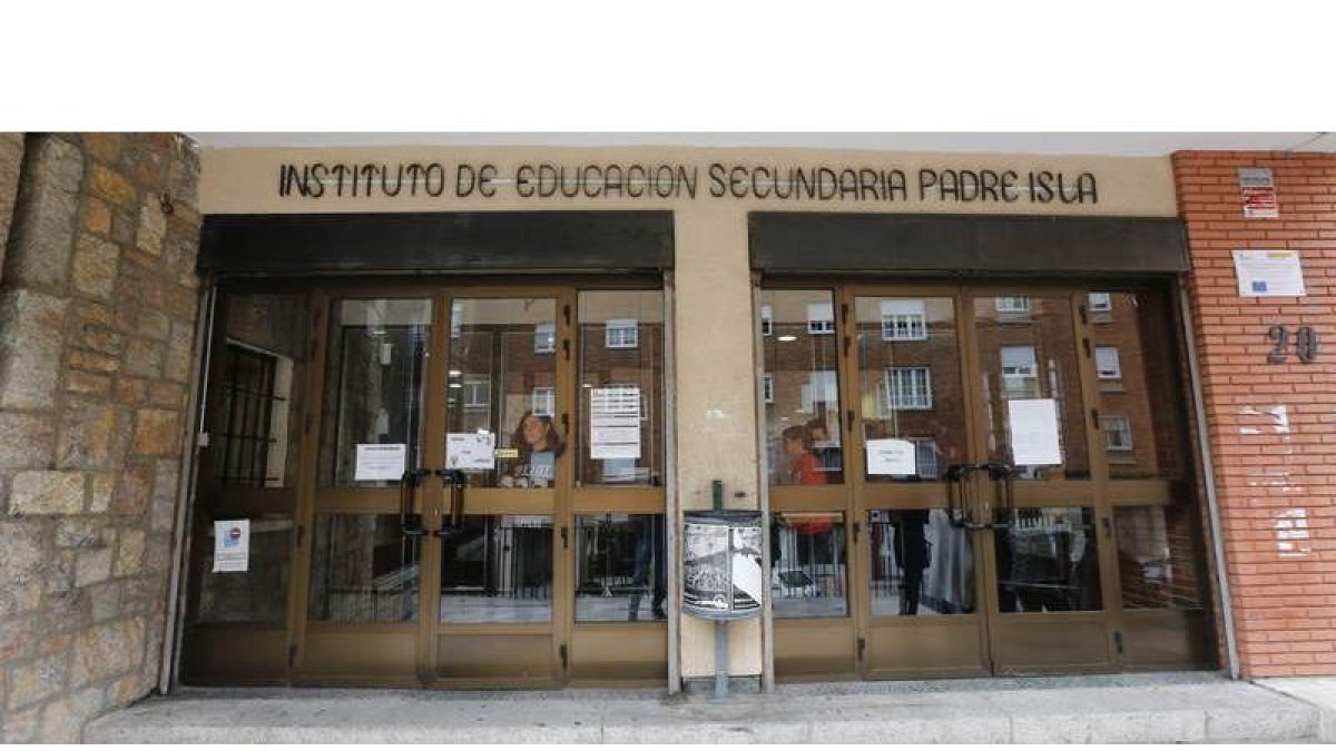 Fachada principal del instituto galardonado. MARCIANO