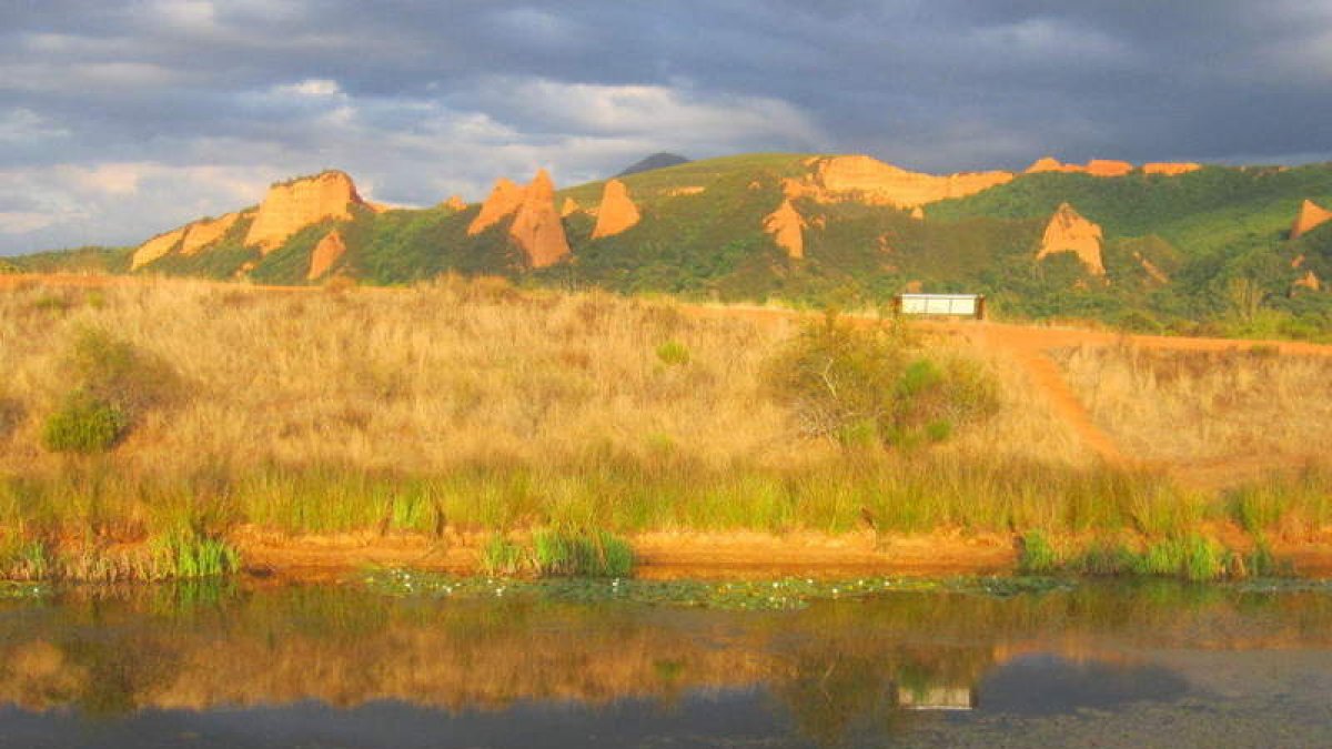 El Lago Sumido, en el entorno de Las Médulas. DL