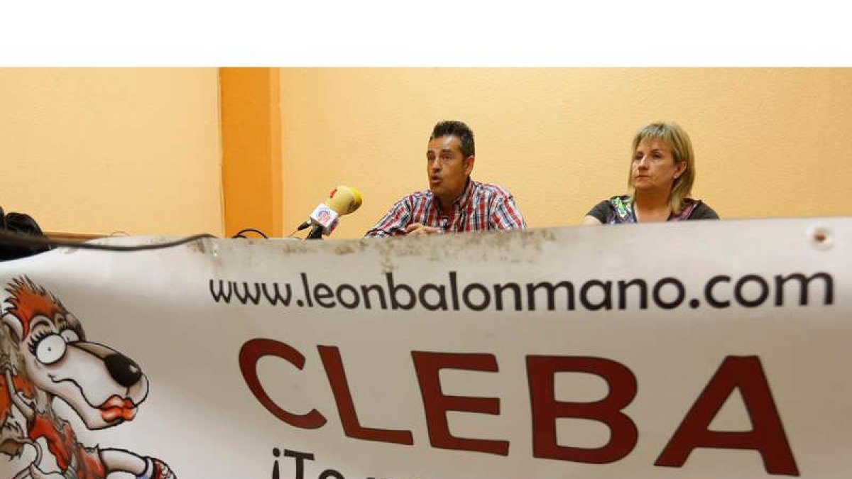 Oscar Andrés Martínez presentó la nueva campaña de socios del Cleba