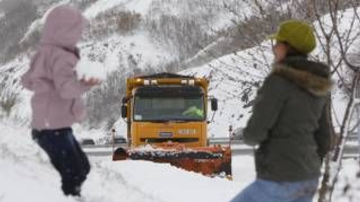 Las cuñas, medida de choque más efectiva frente a la acumulación de nieve