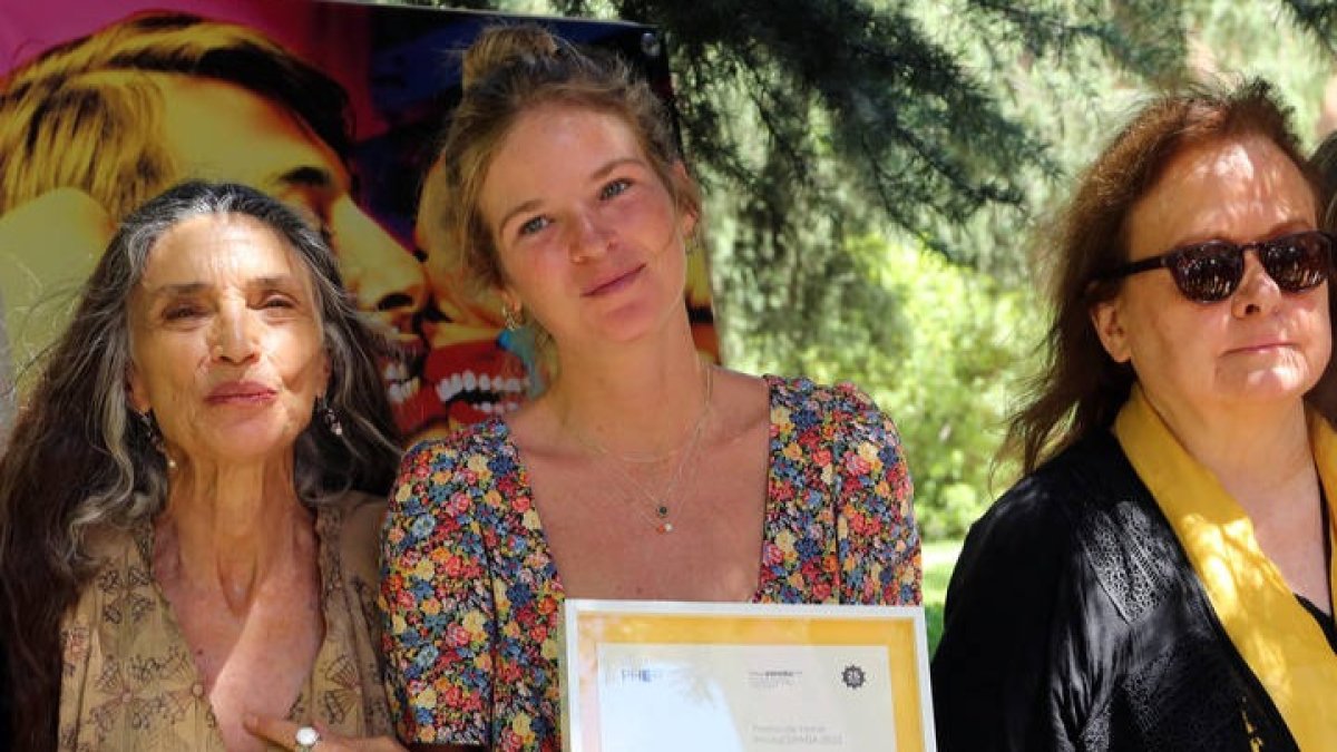 Homenaje de Photespaña a Ouka Leele con asistencia de su hermana Patricia  Allende y su hija Maria Rosenfeldt. BENITO ORDÓÑEZ