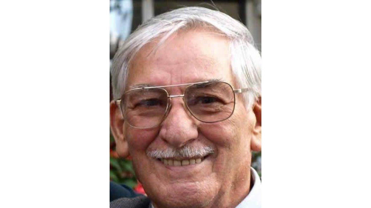 Francisco Robles, a punto de cumplir 86 años.