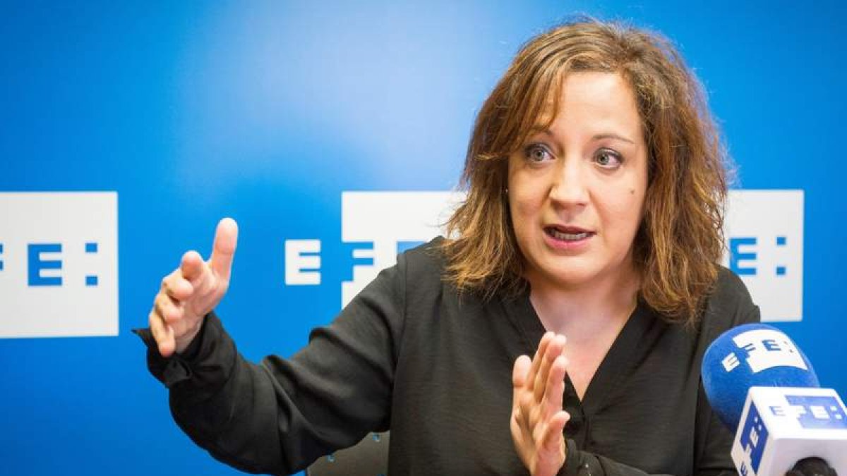 La portavoz socialista en el Parlamento Europeo, Iratxe García, en un momento de la entrevista que le hizo Efe en Valladolid. R. GARCÍA