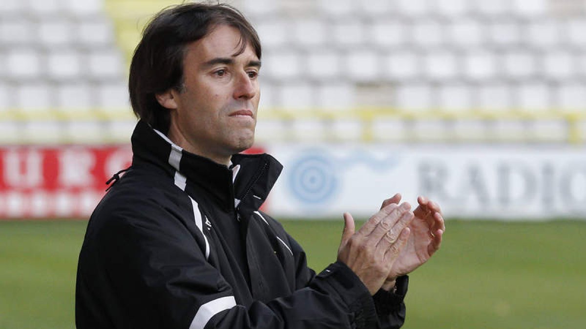 Carlos Tornadijo está satisfecho con la respuesta de su equipo ante una situación crítica