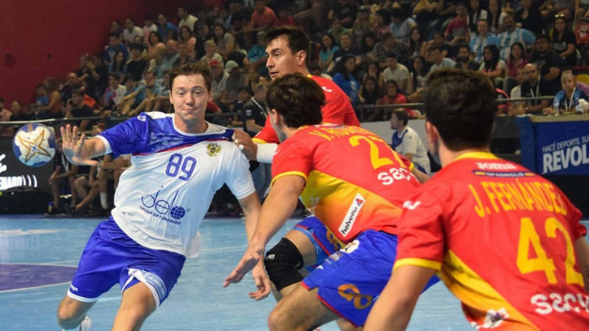 Rusia fue superior a la selección española (32-28). RFEBM