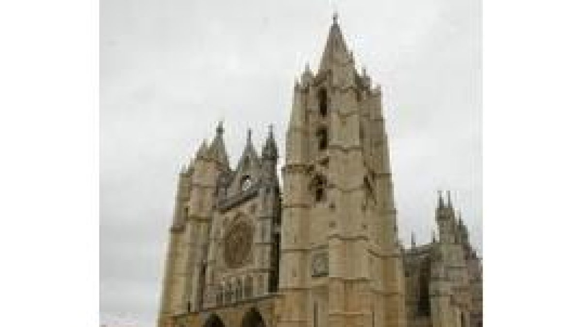 El dúo Jargg ofrece hoy un concierto en la catedral a las 22.00 horas