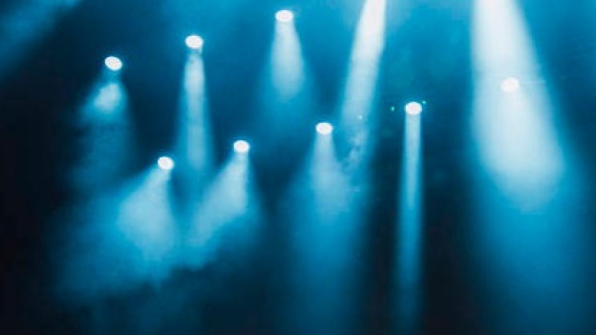 El año empieza con los focos encendidos de los conciertos. ARNAU CARBONELL VIDAL