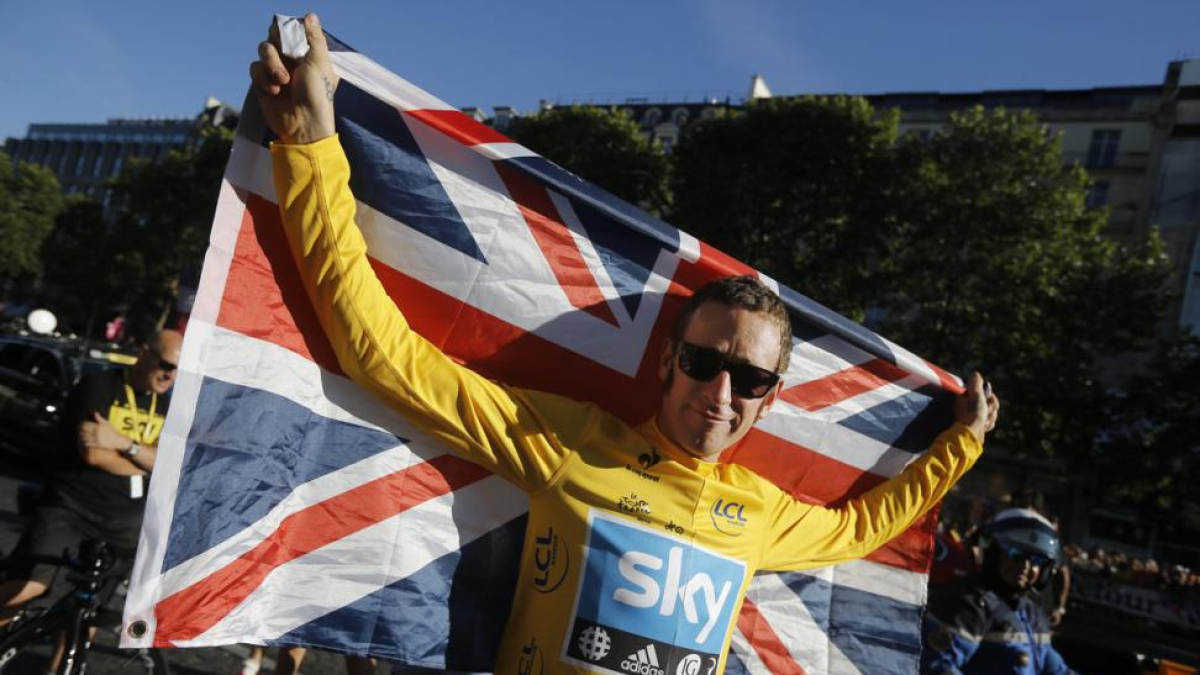 Brad Wigggins, en París, tras ganar el Tour del 2012.