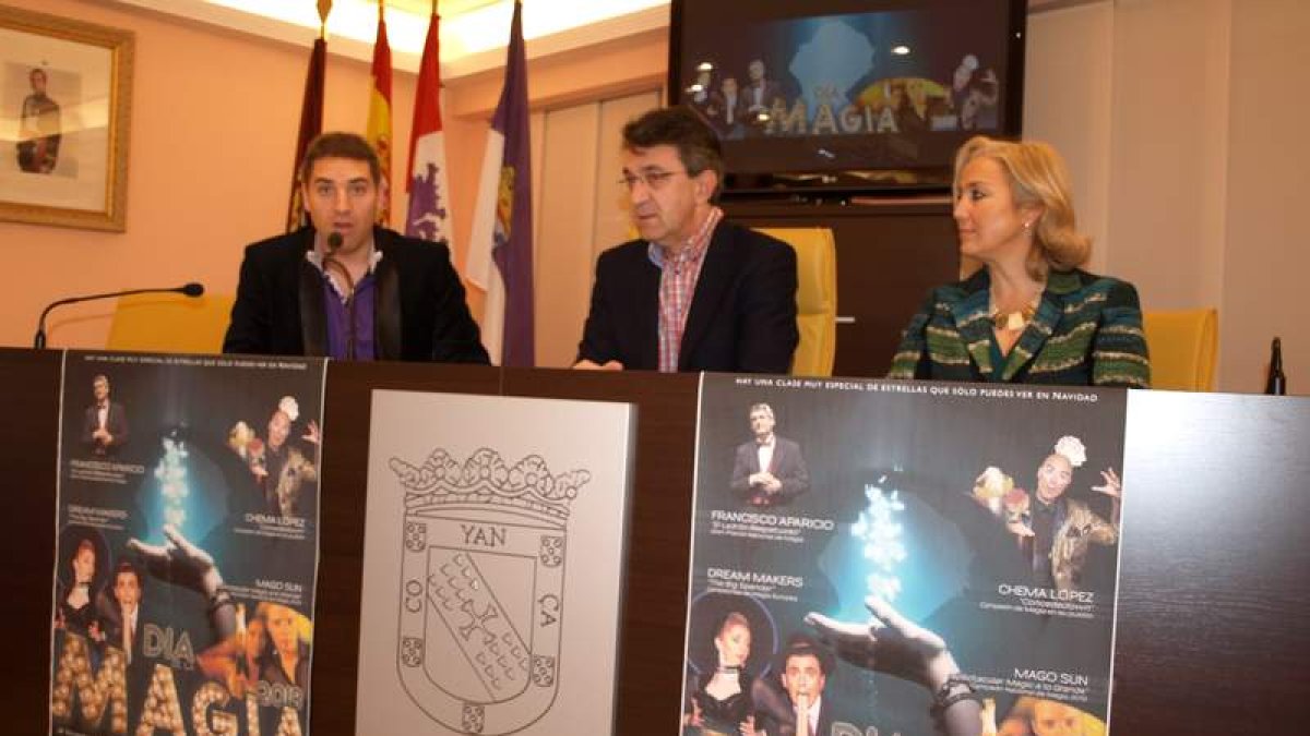 Imagen de ayer de la presentación de Día de la Magia.