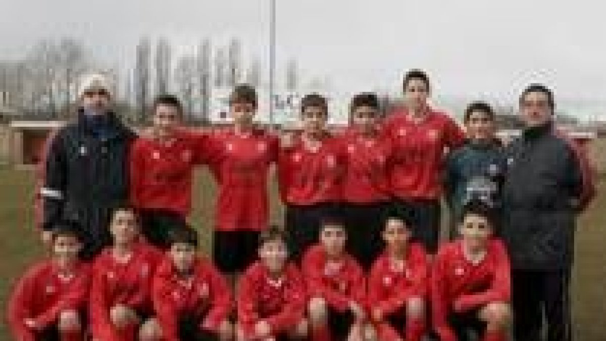 Formación del León CF que marcha en la quinta posición en la 1.ª División Provincial Infantil