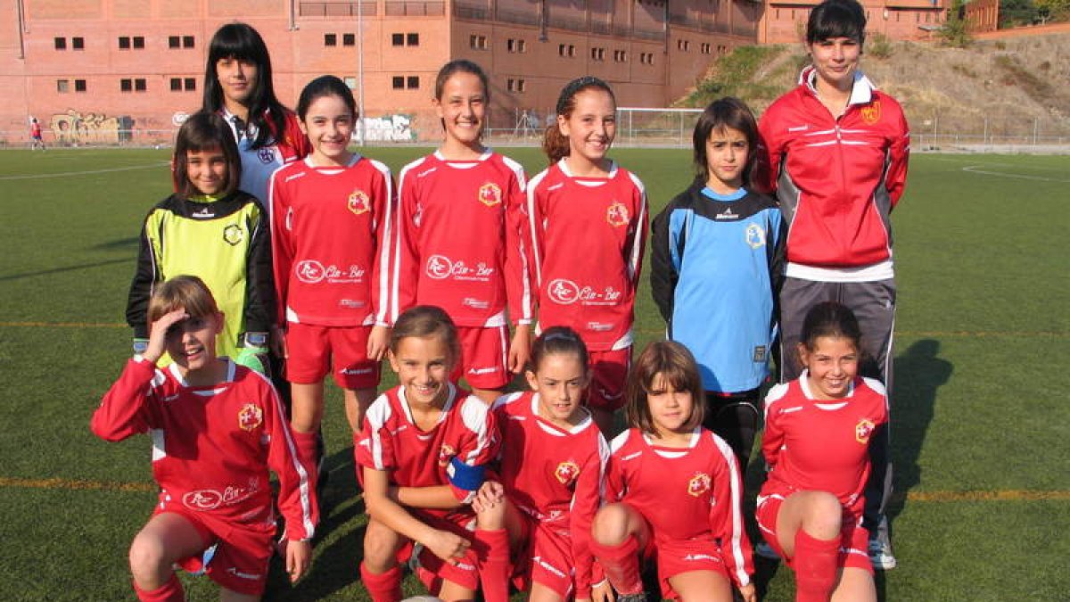 Formación del equipo del CD Ponferrada en la 2.ª División Provincial Benjamín.