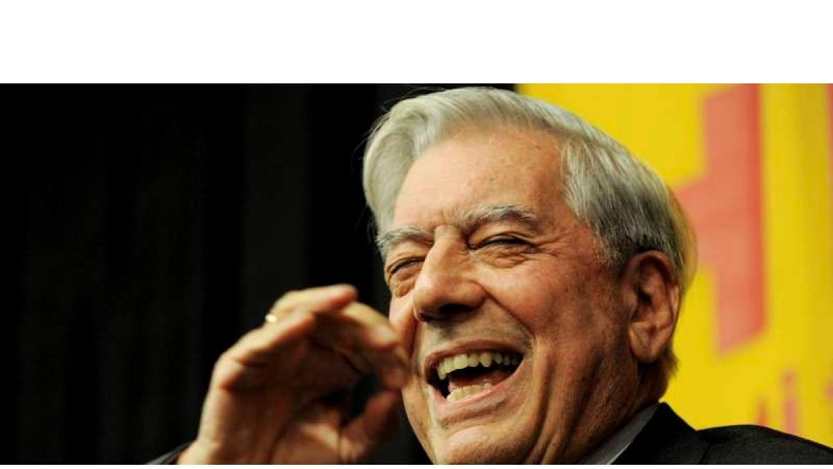 El escritor peruano afincado en España Mario Vargas Llosa en una foto de archivo.