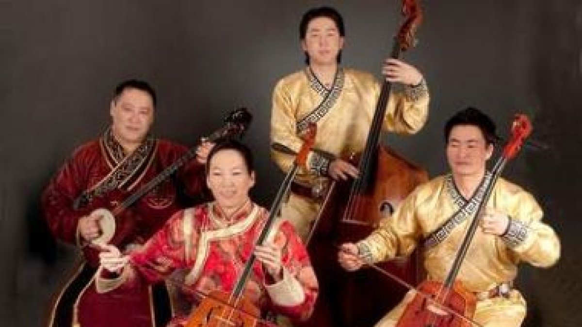 Los integrantes del grupo Transmongolia.