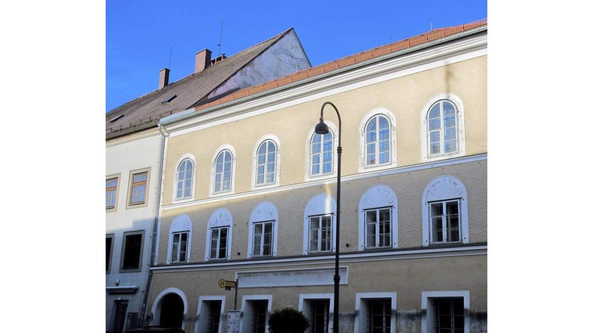 Fachada de la casa natal de Adolf Hitler que va a ser derribada. CHRISTIAN BRUNA