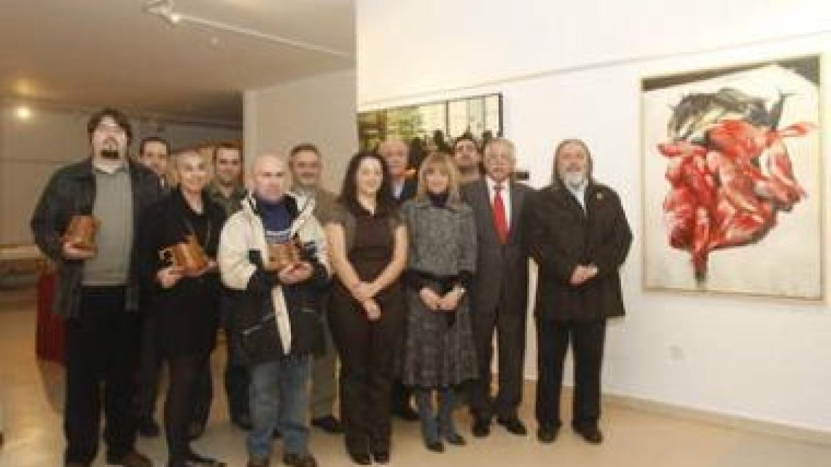 Los ganadores de los primeros premios y menciones de honor de la anterior edición.