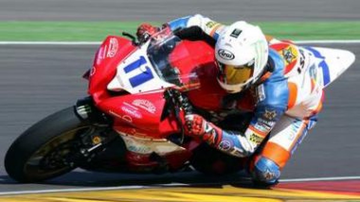 Isaac García desarrolló una buena actuación a los mandos de su Yamaha en Los Arcos.