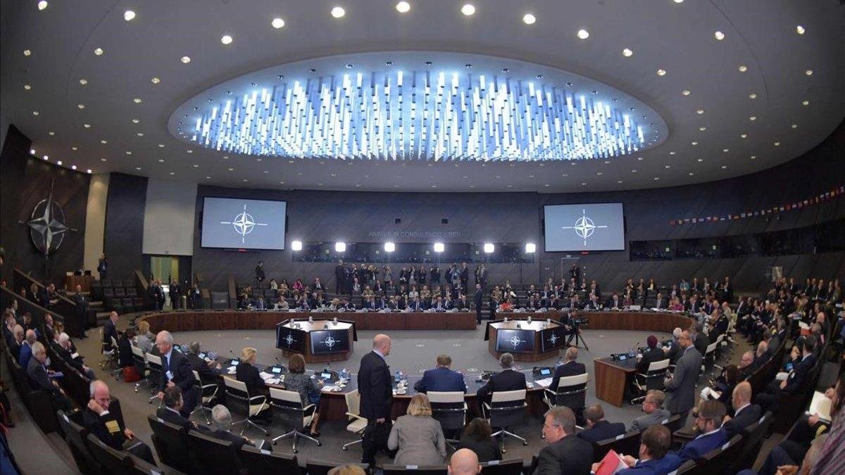 Cumbre de ministros de Defensa en la sede de la OTAN en Bruselas.