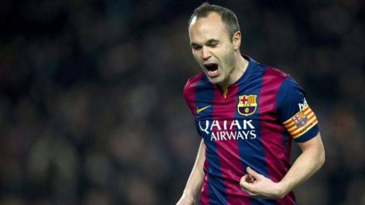 Andrés Iniesta celebra su gol ante el Villarreal en la ida de semifinales de Copa.