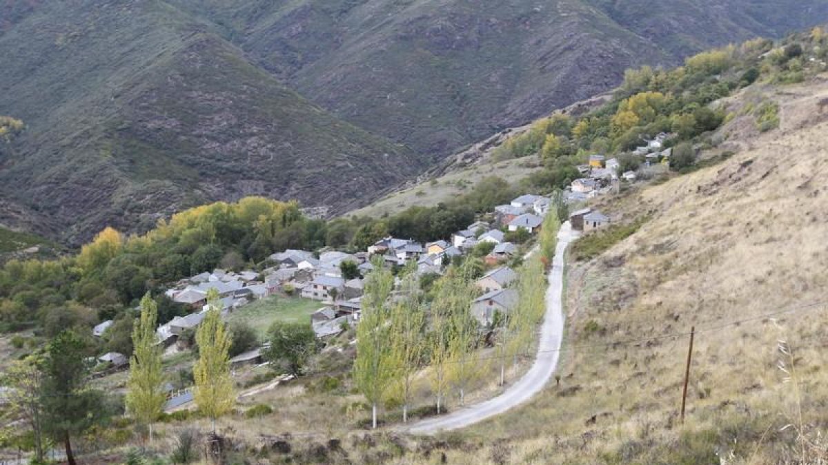 Carretera entre Corporales y Odollo