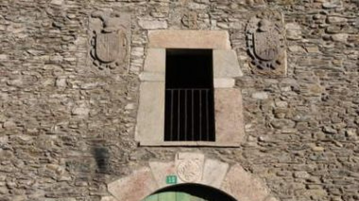 El edificio, del siglo XVIII, ha sido objeto de una profunda rehabilitación que evitó su ruina.
