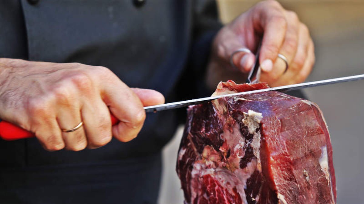 El reglamento adapta las figuras de calidad alimentaria a la Ley Agraria. RAMIRO