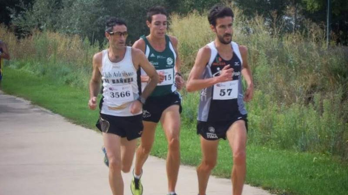 Alberto González, Cánovas y Sanz, trío de cabeza en la prueba.