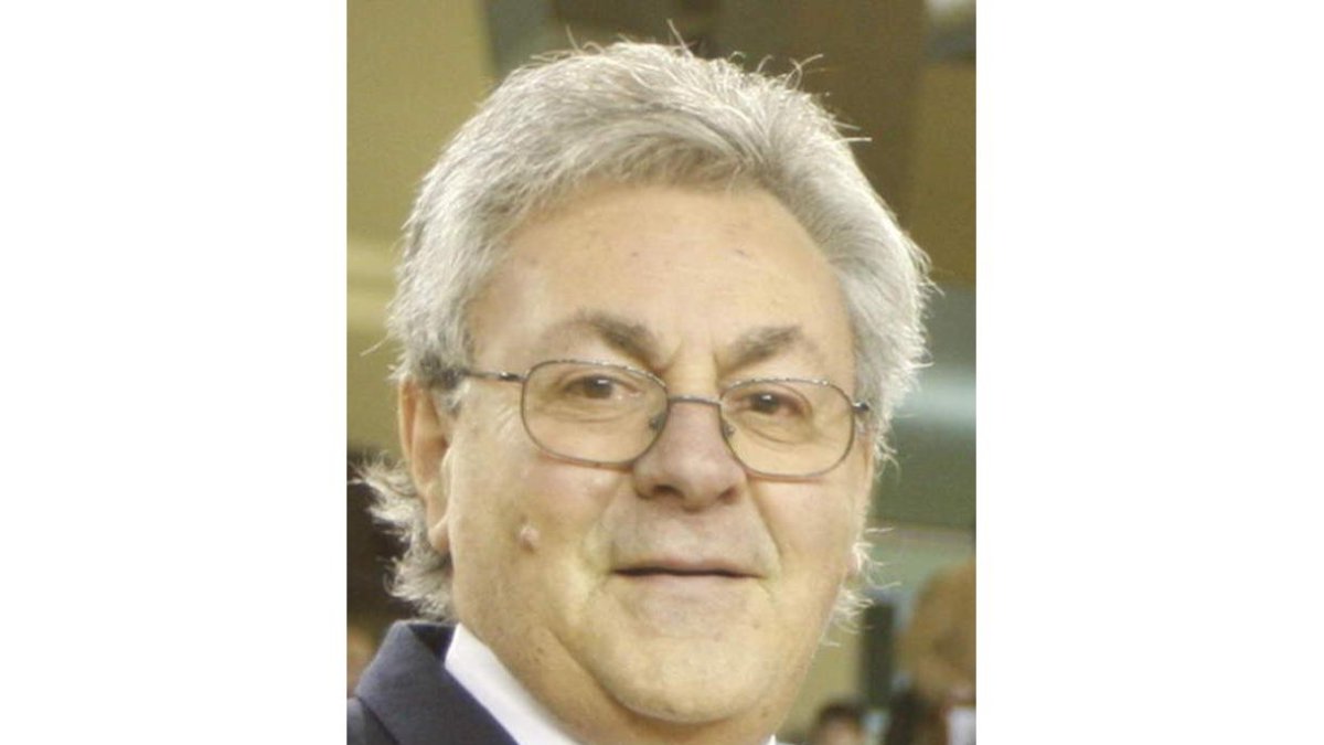 Emilio Fernández.