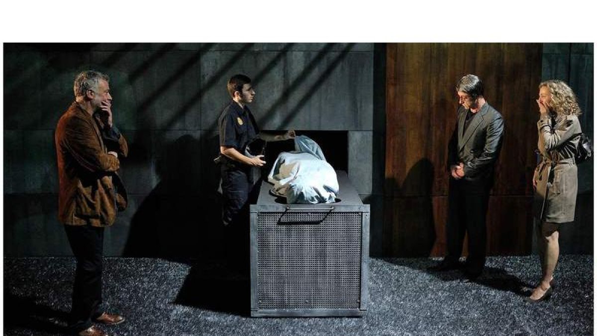 La compañía K Producciones y Teatro Arriaga ponen en marcha esta obra que combina el humor y el dolor.