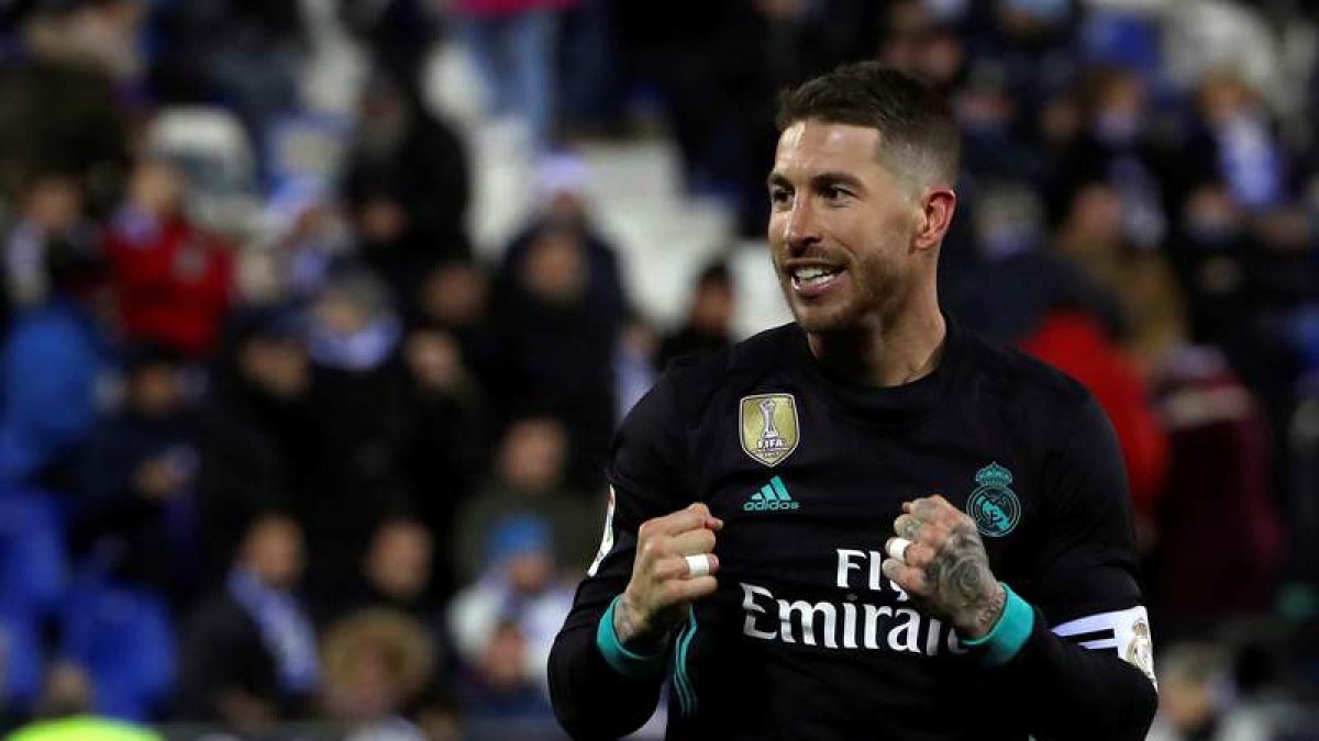 Sergio Ramos es uno de los jugadores intocables para Zidane, pero podría salir del club. KIKO HUESCA