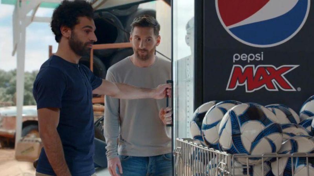 Anuncio de Leo Messi y Mohamed Salah para Pepsi Max.