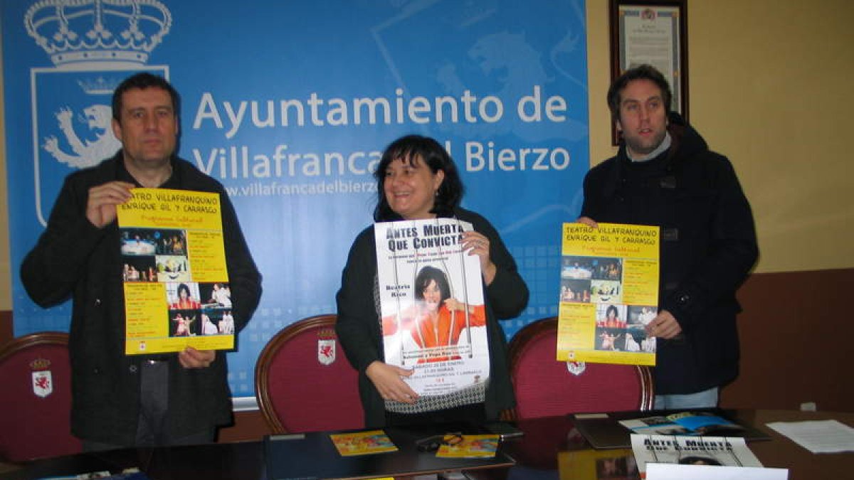 Los promotores de la programación, ayer en Villafranca. M. M.