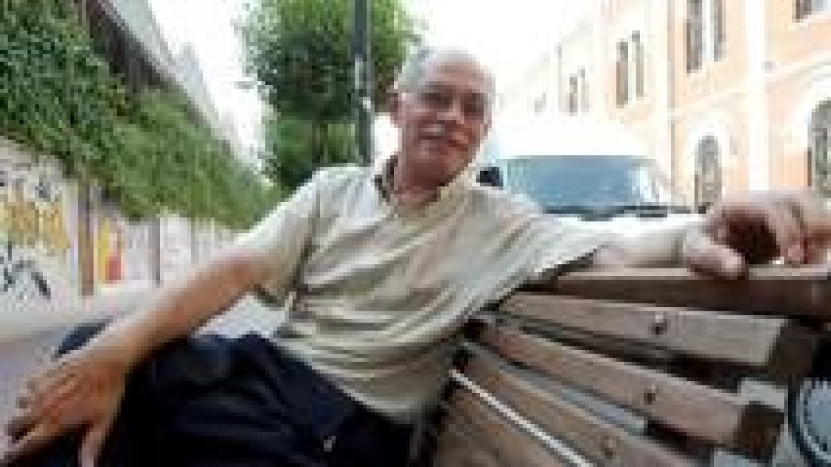 En la imagen, Juan Donoso, vicedecano del Colegio Oficial de Psicólogos de Castilla y León