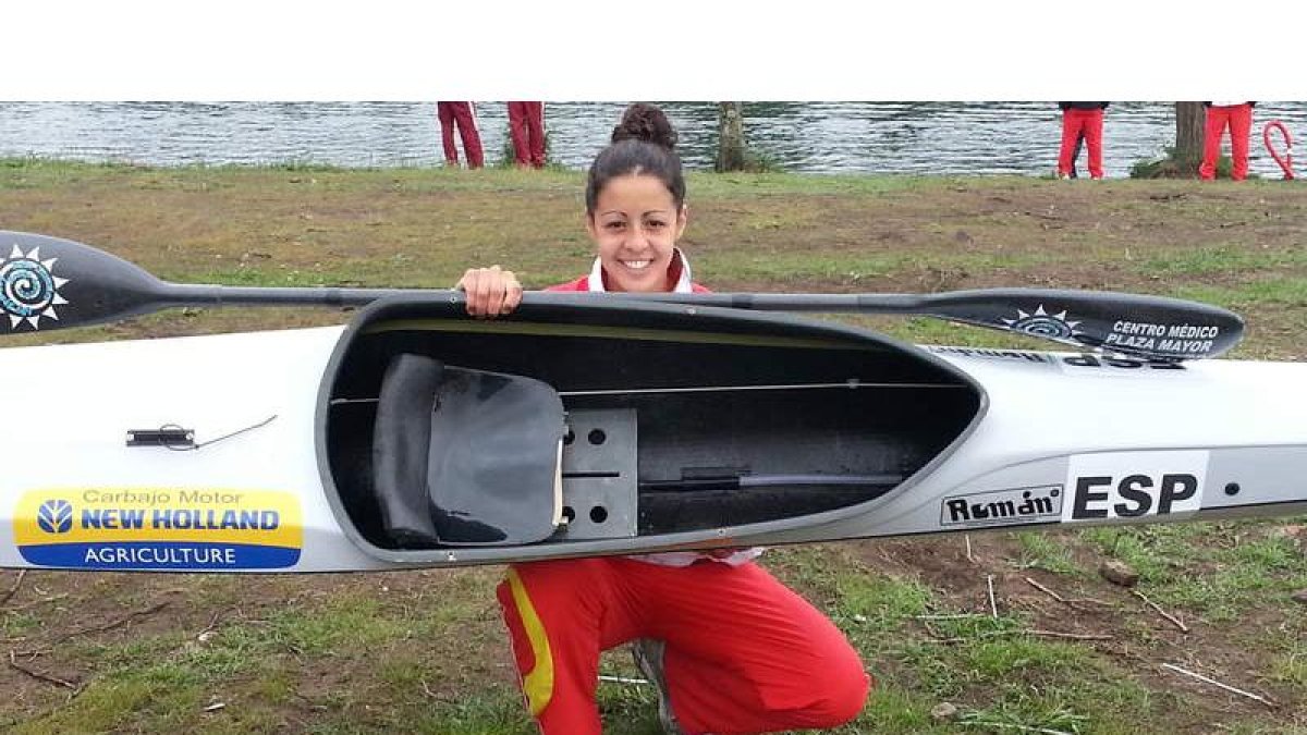 La leonesa Raquel Carbajo se lució en el último descenso del Sella en tierras asturianas. Su objetivo ahora está en el Mundial.