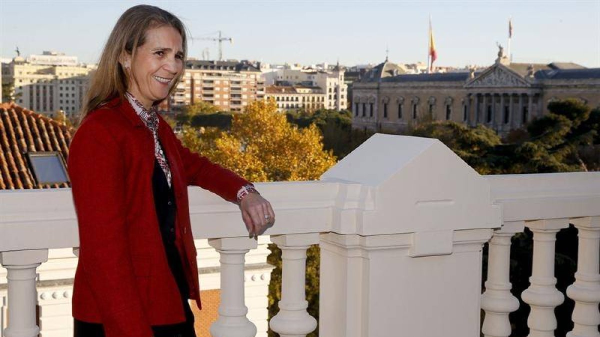 Fotografía de la infanta Elena tomada a primeros de diciembre en la Fundación MAPFRE, donde trabaja desde 2008 como directora de proyectos culturales y sociales.